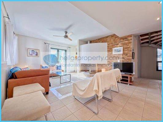 bde3a56903ec4020ad06ceb49aa24d73-original