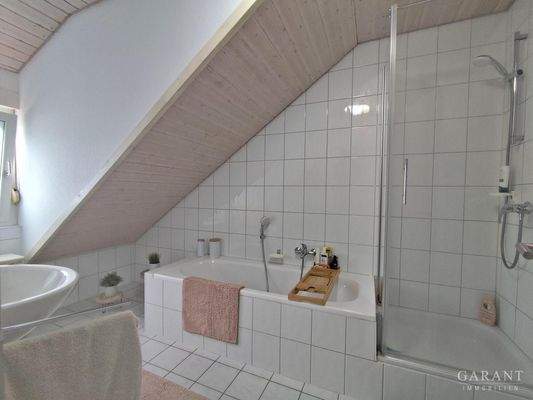 Badezimmer DG