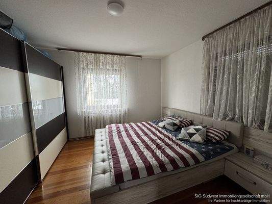 Schlafzimmer Wohnung 2