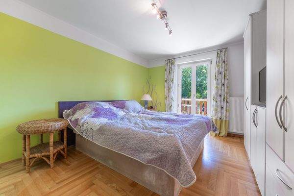 Großes Schlafzimmer im 1.OG