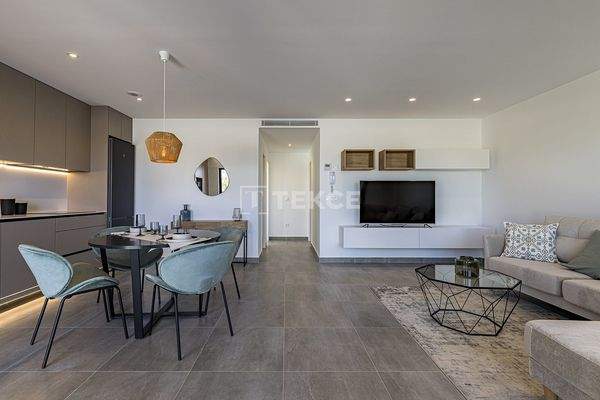 Contemporary Apartments with Communal Pool in Pilar de la Horadada