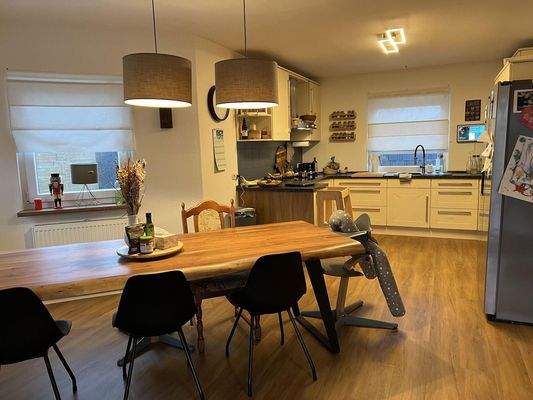 Großzügiger Essbereich