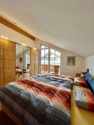 großes Schlafzimmer