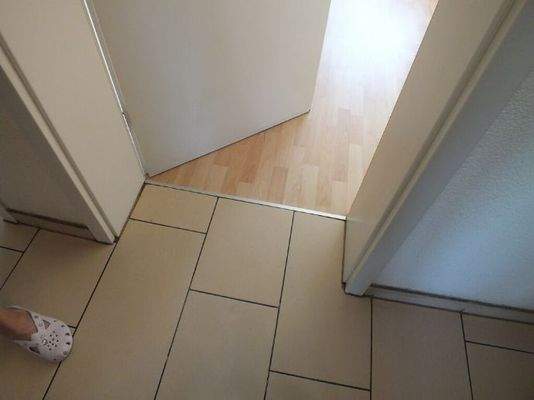 Boden_Flur-Zimmer_DSCF0583