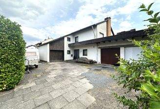 Hier wollen Sie nicht mehr weg! Architektenhaus mit großem Garten, Terrasse und Garagen in Swisttal-Buschhoven