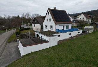 Süd-West Ansicht + Stellplätze