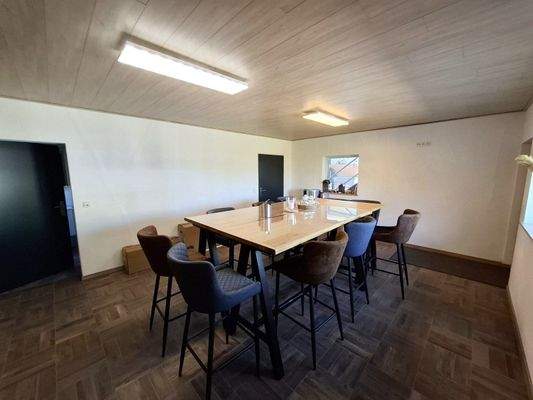 Aufenhaltsraum/Besprechnungsraum / Halle 