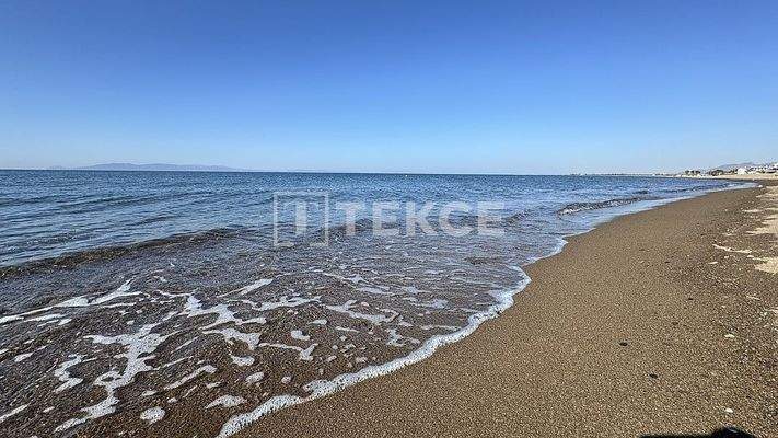 Detached Seaview Villa Near the Beach in İzmir Dikili