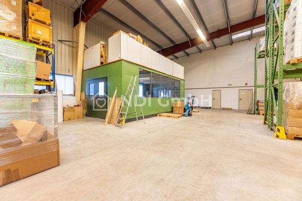 Lager/Produktionsfläche