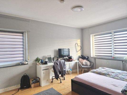 Schlafzimmer OG-Wohnung