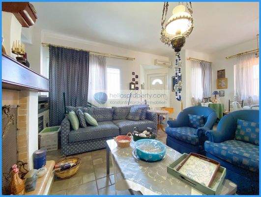 e93648edd1f84de8a71b943e1a2daefd-original