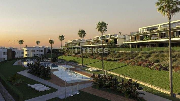 Newly-Built Duplex Apartments in Marbella near a Golf Course
