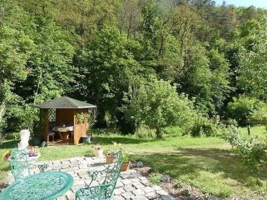 Freisitz mit Pavillion, Natur pur! 