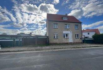Straßenansicht