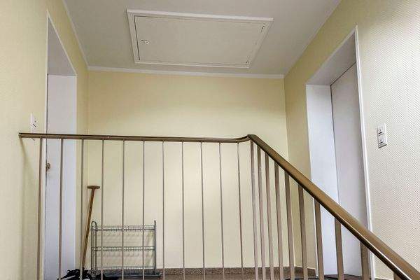 Treppenhaus im 2. OG