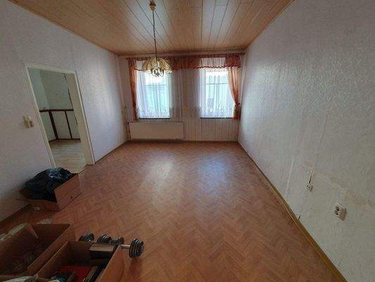 Erdgeschoss - Zimmer 2.jpg