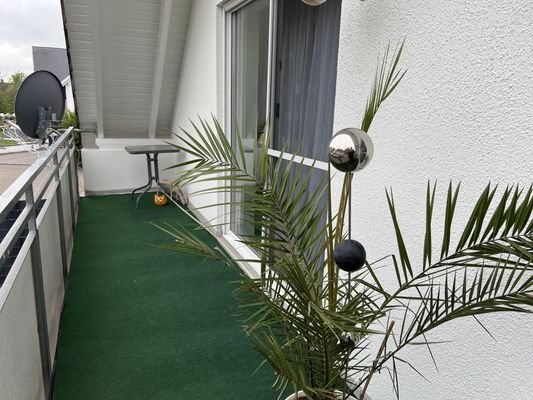 Balkon OG