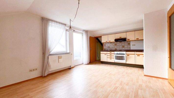 Schlafzimmer/Küche DG