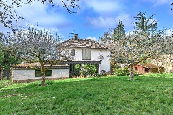 Back garden view of house