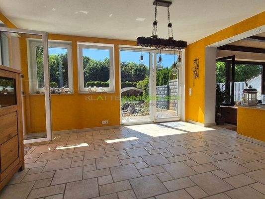 WE01 Wintergarten 07 mit Zugang in Garten