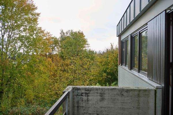 Balkon mit Aussicht in den Hockgraben
