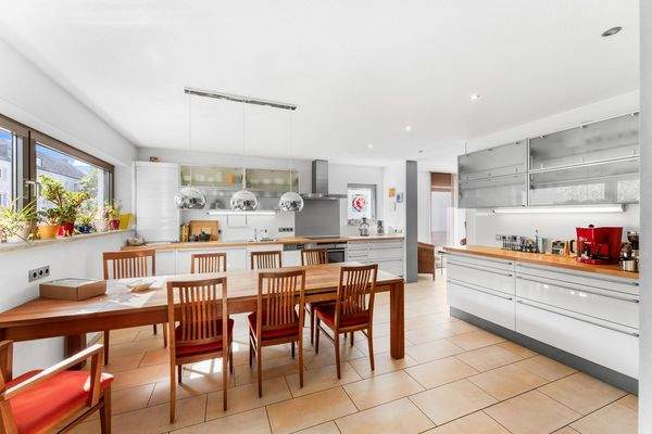 Wohnküche mit Platz für die ganze Familie