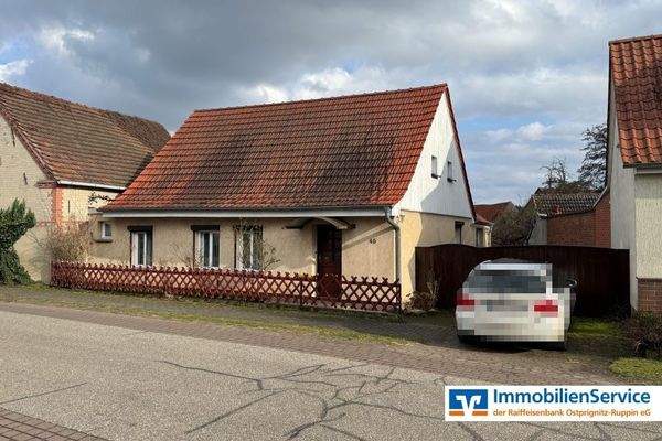 Hausansicht straßenseitig