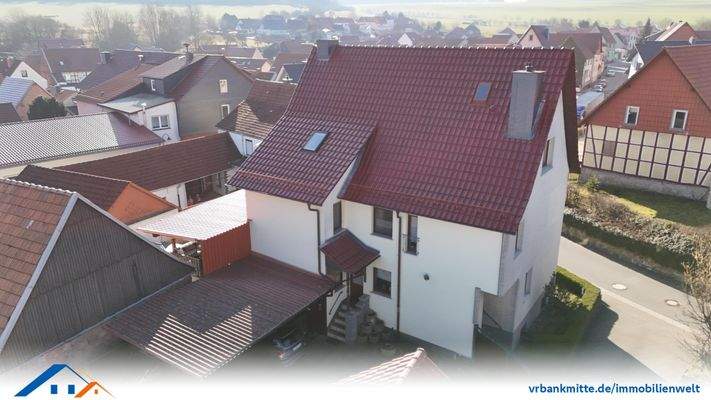 Ansicht von hinten mit Hauseingang