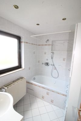 Badezimmer EG
