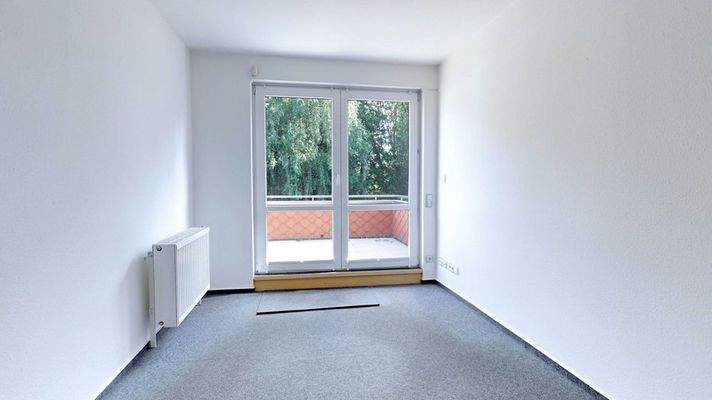 separater Büroraum mit Dachterrasse