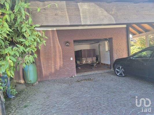 Carport/Garage