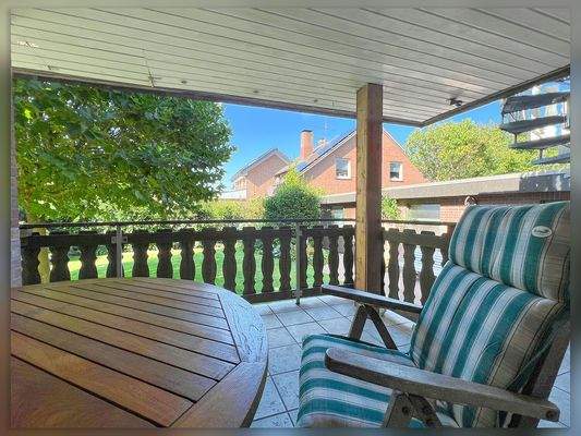 überdachte Terrasse