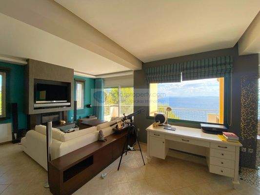 img_236d76ff-397d-4e06-94c7-6ab264344c53