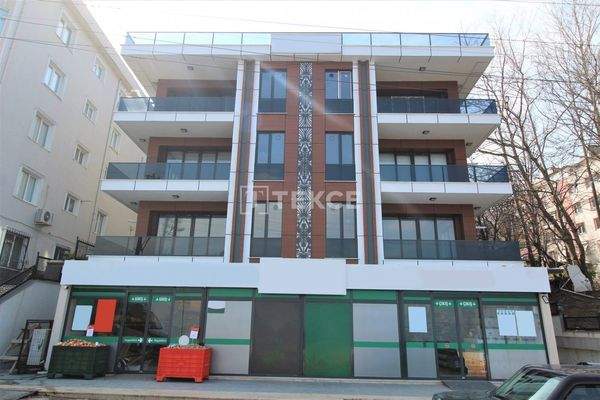 Sea-View Apartments by the Beach in Çınarcık Yalova