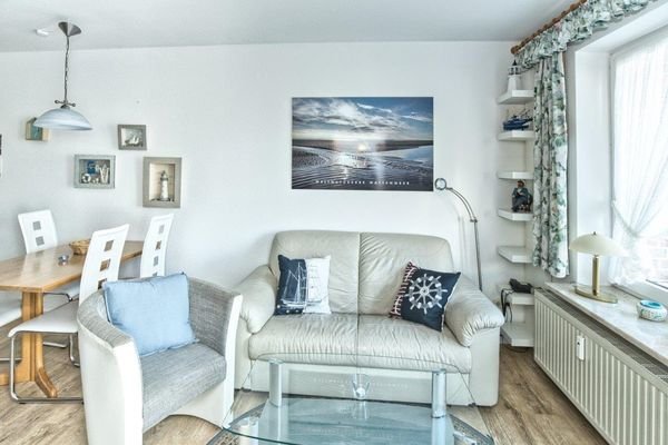 Wohnzimmer mit West-Fenster
