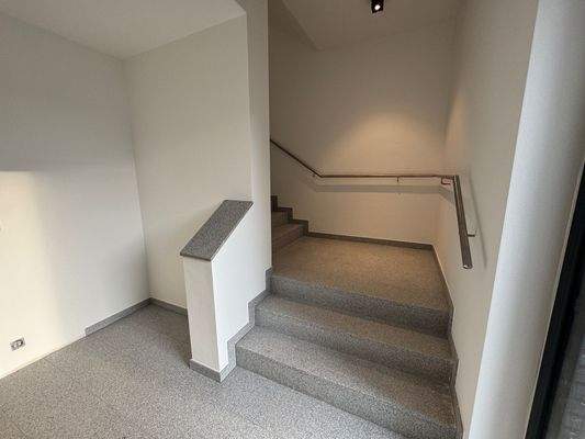 extra breites Treppenhaus