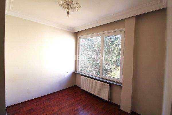 Spacious 3-Bedroom Flat Near the Bosphorus