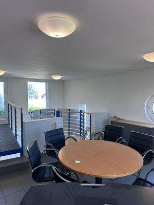 OG: Chefbüro/Meetingraum