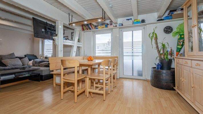 Wohn- und Essbereich