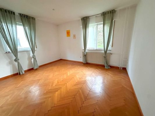 Schlafzimmer EG