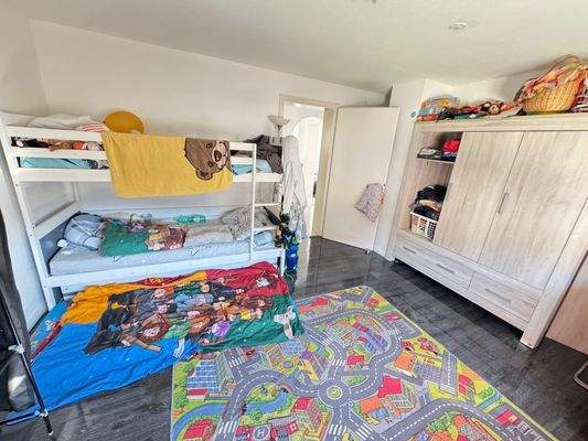 Kinderzimmer (4).JPG