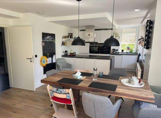 Essbereich, Blick in die Küche