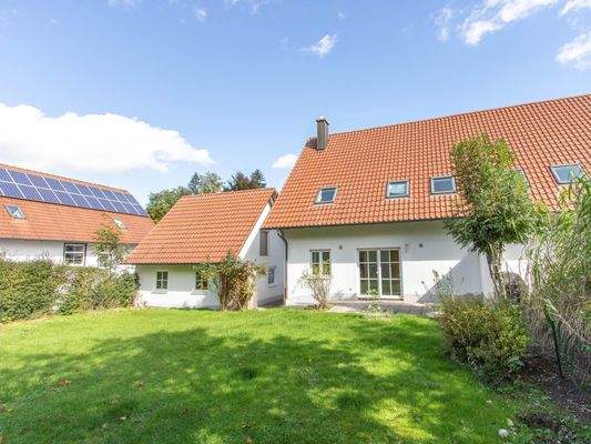 Garten Blick auf Haus