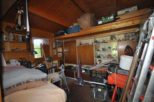 11 Gerätehütte für Gartengeräte.JPG