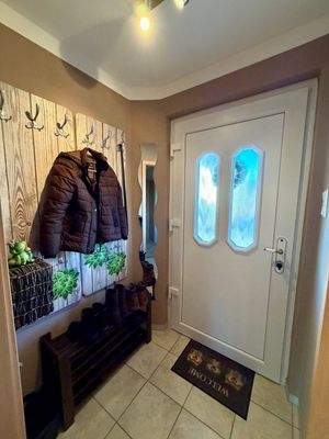 - Eingangsbereich/ Windfang - 