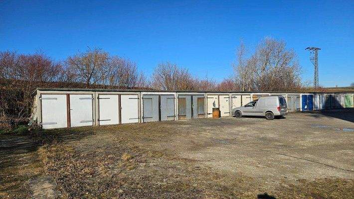 20250303_Garagenkomplex