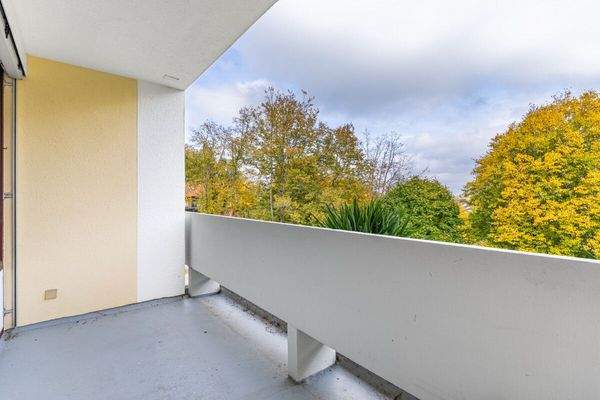 Loggia mit Blick ins Grüne