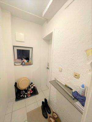 Diele vor der Wohnung (2)