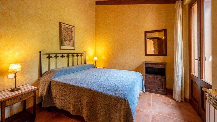 Haus zum Verkauf in erster Meereslinie von Cala Deyá, Mallorca