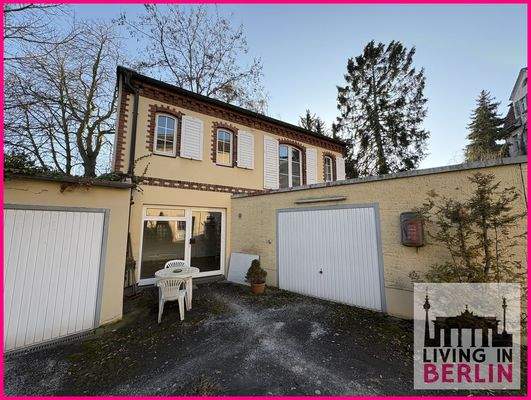 Eingangsbereich nebst Terrasse